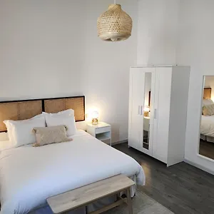Hibiscus Comfort , Quartu SantʼElena Italia